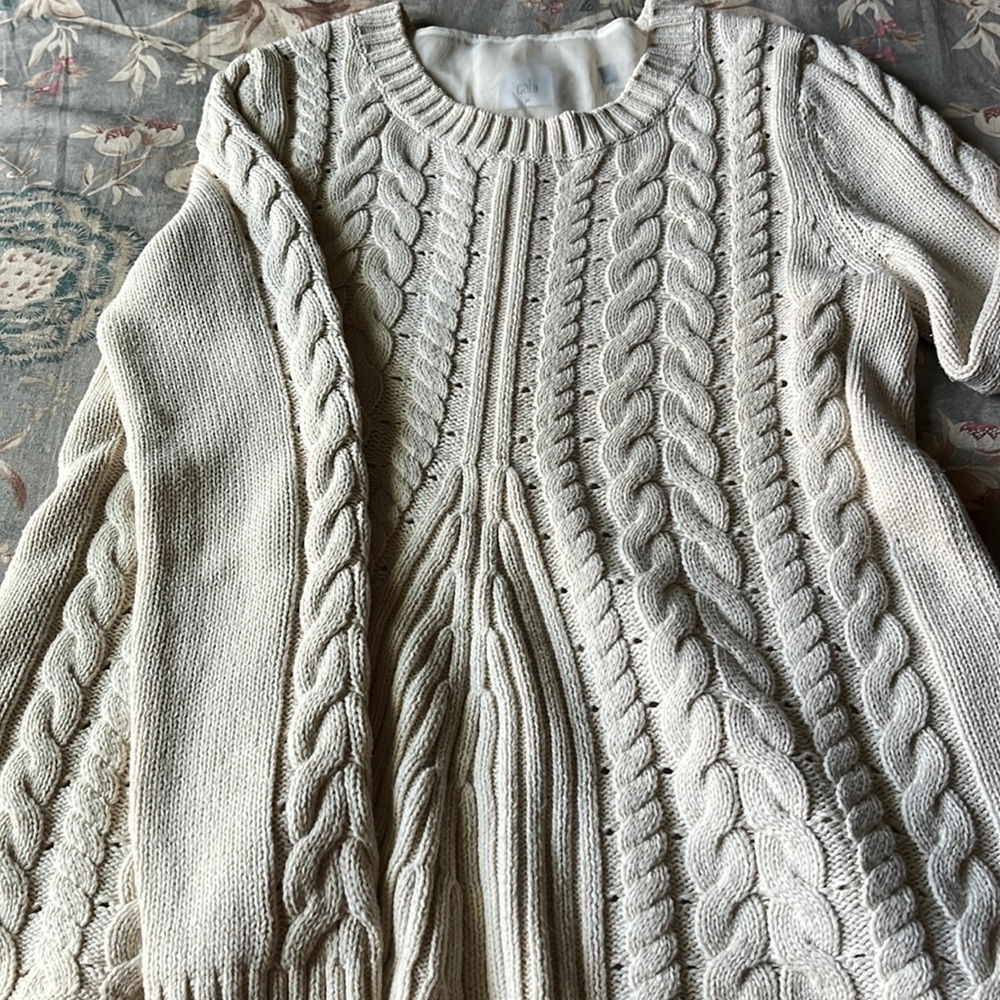 Cabi Lace-Up Sweater, size M